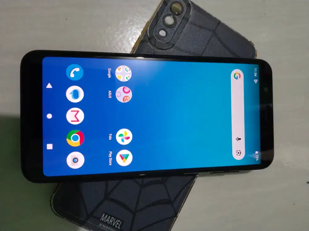 Dijual j asus zenfone max pro m1 ram 3/32 gb, layar FHD+ fulset.