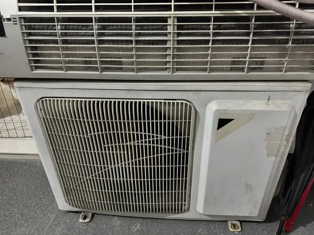 AC DAIKIN 1 PK, 900 WATT