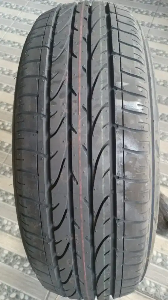Di jual ban Baru  4 PCS BRIDGESTONE ALENZA 215/60 R17