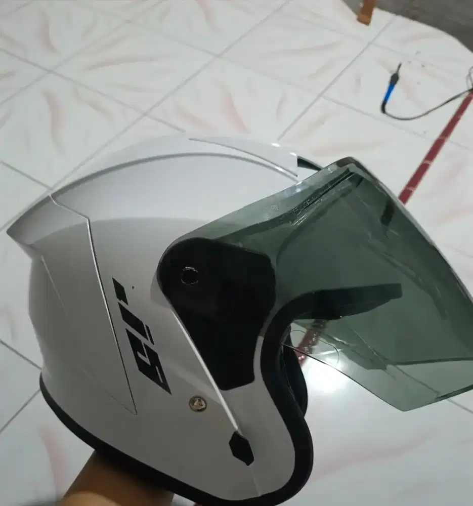 Dijual cepat helm J5
