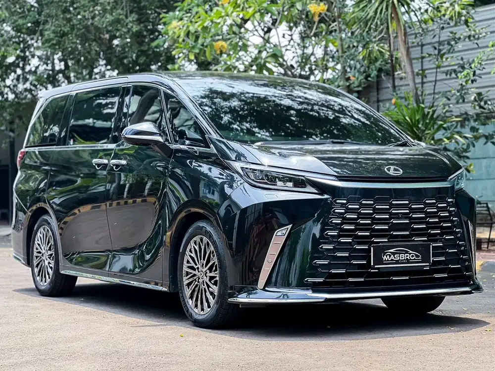 Lexus LM350h Hybrid Luxury A25A-FXS 2024