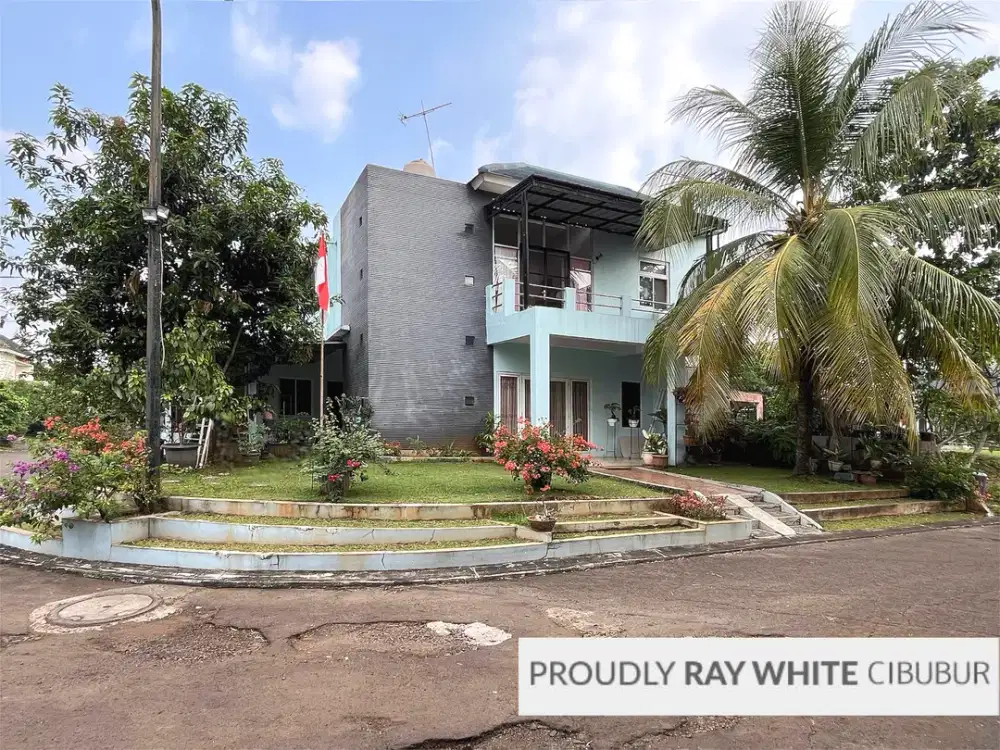 Rumah Hoek, Furnished di Kota Wisata, Cibubur