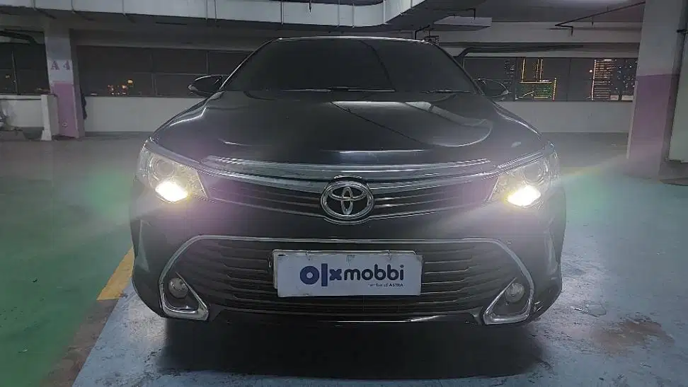 LOW DP Toyota Camry 2.5 V Bensin-AT 2016 UAG