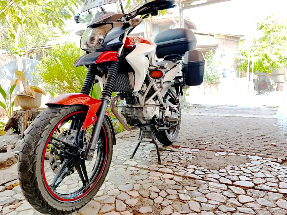 Yamaha Vixion Custom Adventure / Touring Style