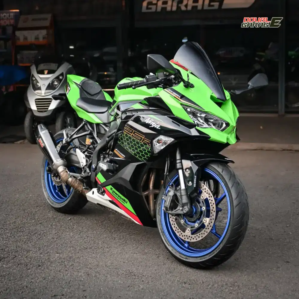 KAWASAKI ZX25R 2020 HIJAU ABS LOW KM