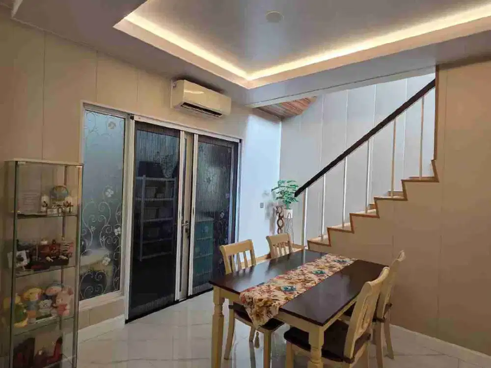 Dijual Murah Rumah Hoek Luas 151M2 Full Furnished Lantai Granit di Natura Residence Tangerang
