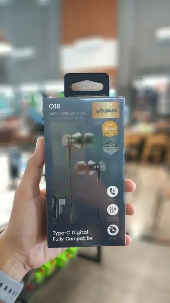 VIVAN Headset Semi In-Ear Earphone Type-C Metal Body Powerful Bass
