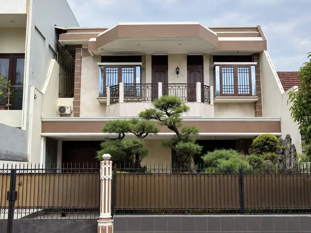 RUMAH MEWAH LOKASI STRATEGIS JALAN LEBAR BENDUNGAN HILIR JAKARTA PUSAT