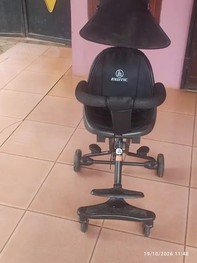 Stroller merek exotic