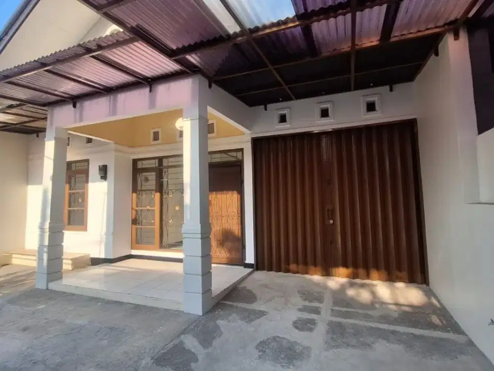 Disewakan Rumah Siap Huni di Taman Kopo Indah TKI 3