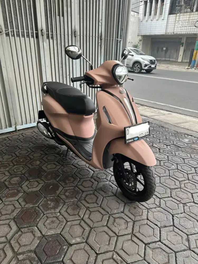 YAMAHA GRAND FILANO 2024 NEO HYBRID NON LUX 2025/2026