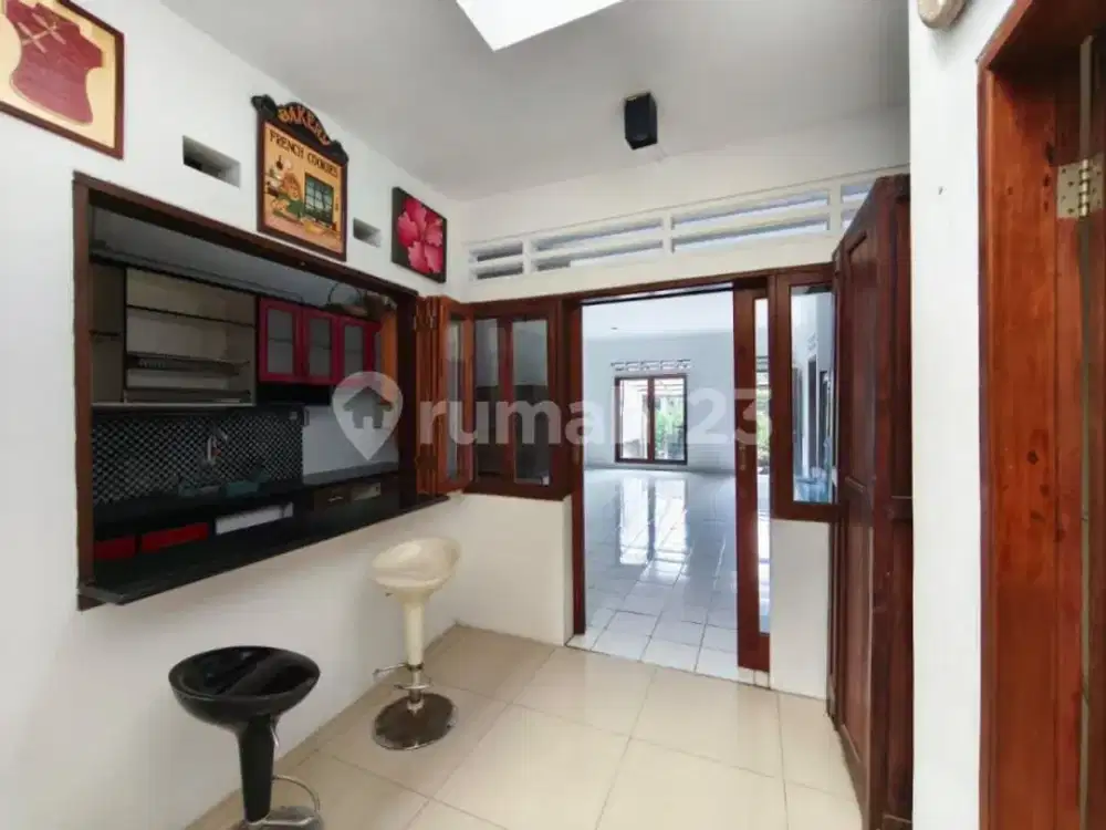 Rumah Asri Siap Huni di Pondok Hijau Bandung