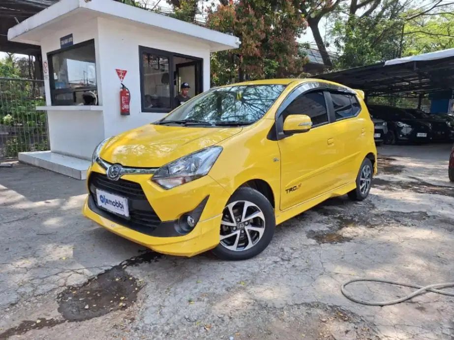 LOW DP Toyota Agya 1.2 TRD Sportivo Bensin-AT 2019 UAX