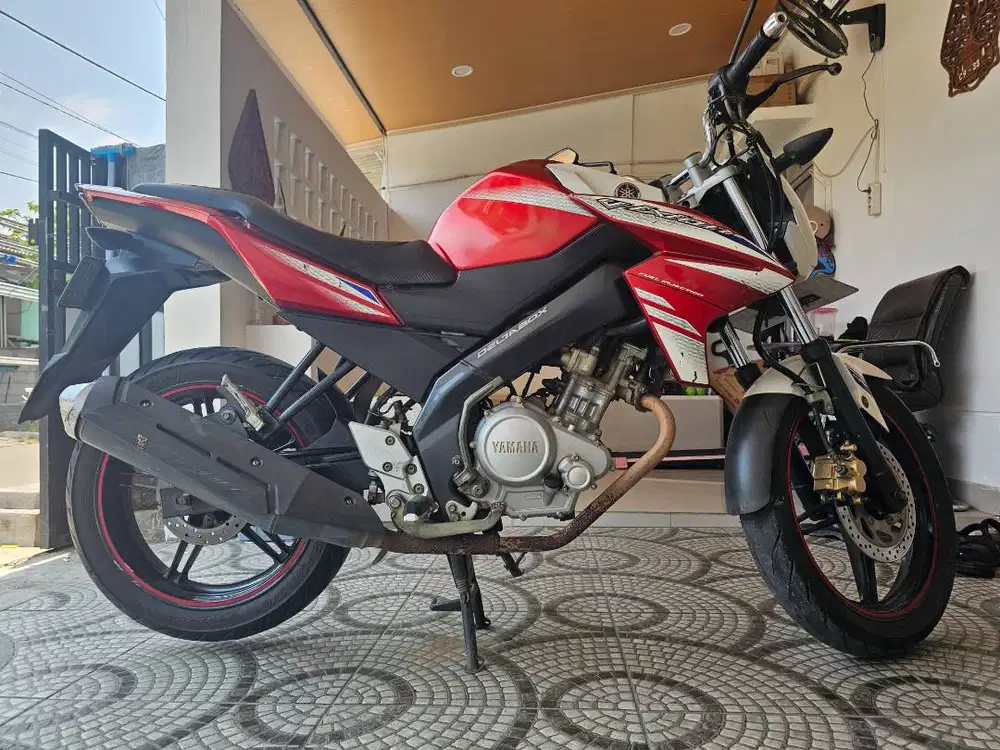 Vixion 2015 Merah