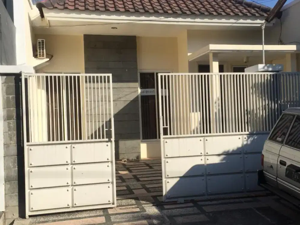 Disewakan Rumah Dharmahusada Mas Kertajaya Row Jalan 3 Mobil, Nego