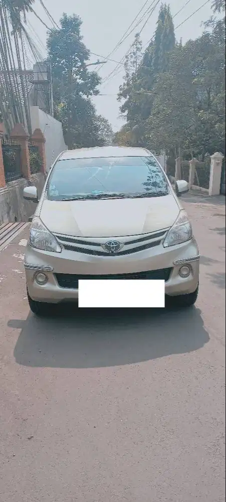 Avanza Kuning Metalik 2012 Tipe 1.3E / AT