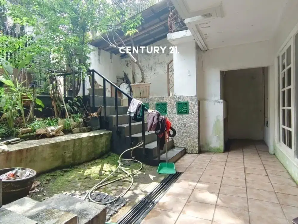 Tanah Luas 220 M2 Di Jakarta Selatan WT 9842