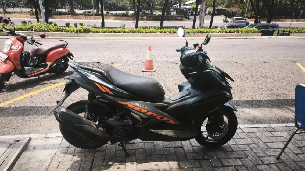 Dijual aerox old 2018 tangan pertama edisi bosan pengen naik spek