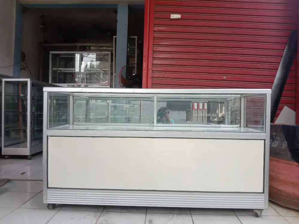 Etalase konter second