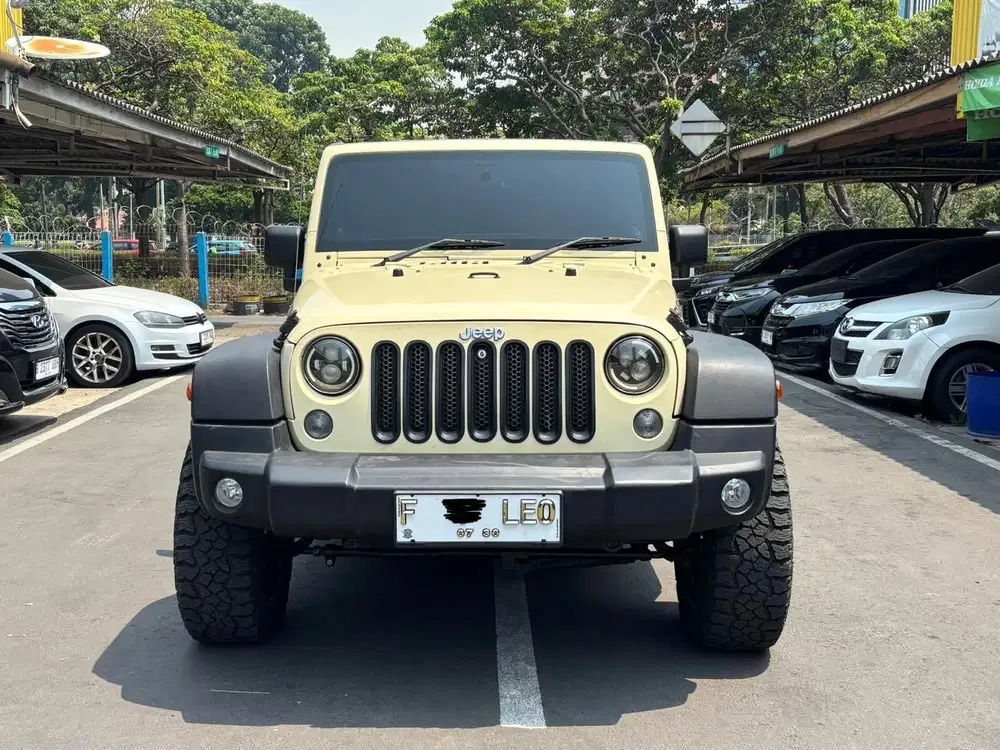 JEEP WRANGLER 3.6 RUBICON COKLAT AT 2014