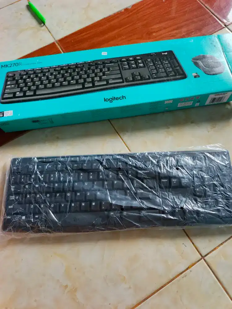 Keyboard logitech wireless