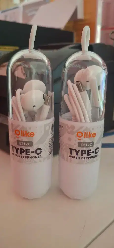Olike earphones ready di erafone antasari