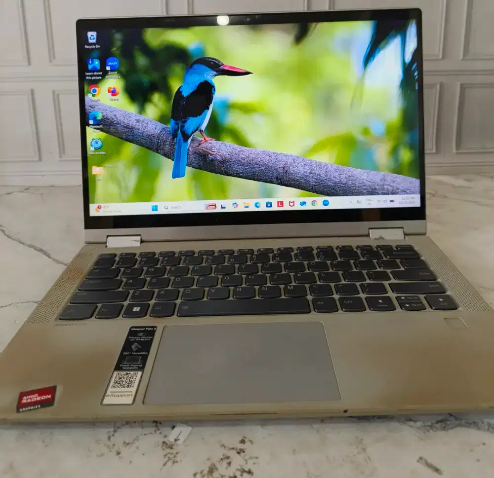 Lenovo ideapad flex 5 AMD rayzed 3 5300U 8GB