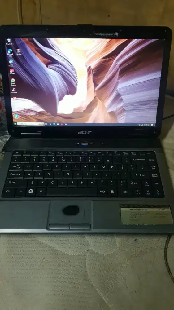 Di jual laptop merk acer