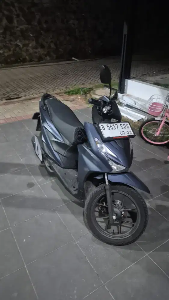 BEAT DELUXE SMARTKEY 2025