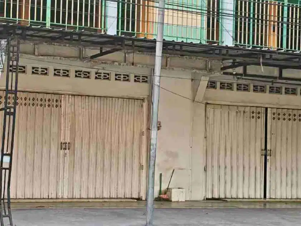 Ruko 2 Lantai Tengah Kota Blitar