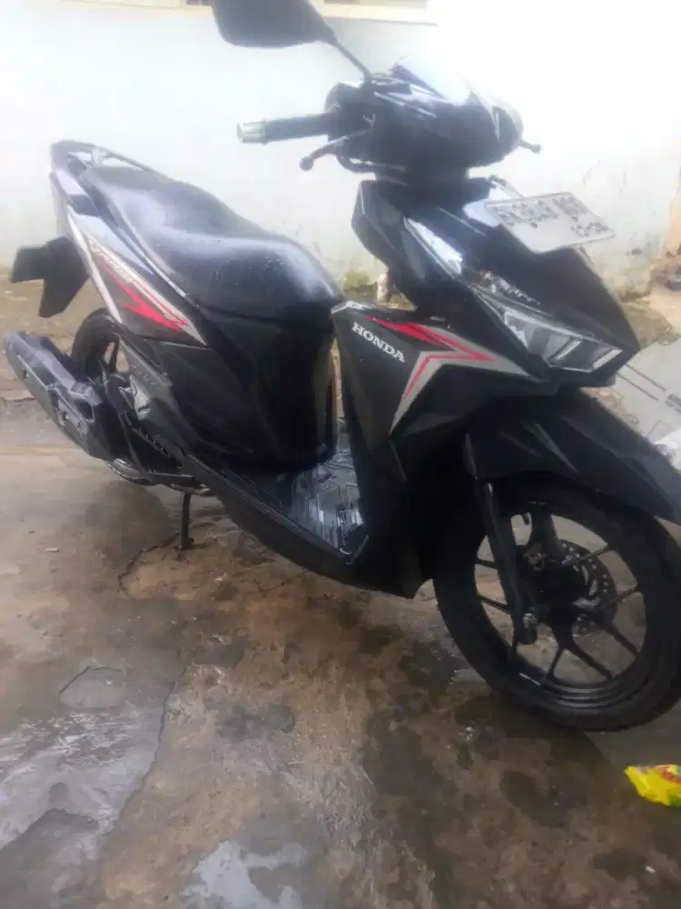 Jual vario 125 thun 2016