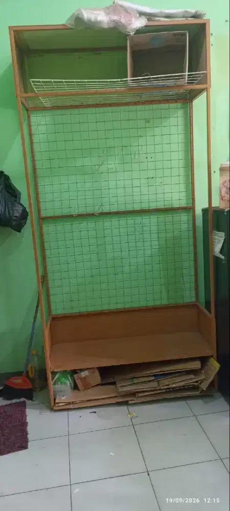 Display aksesoris konter