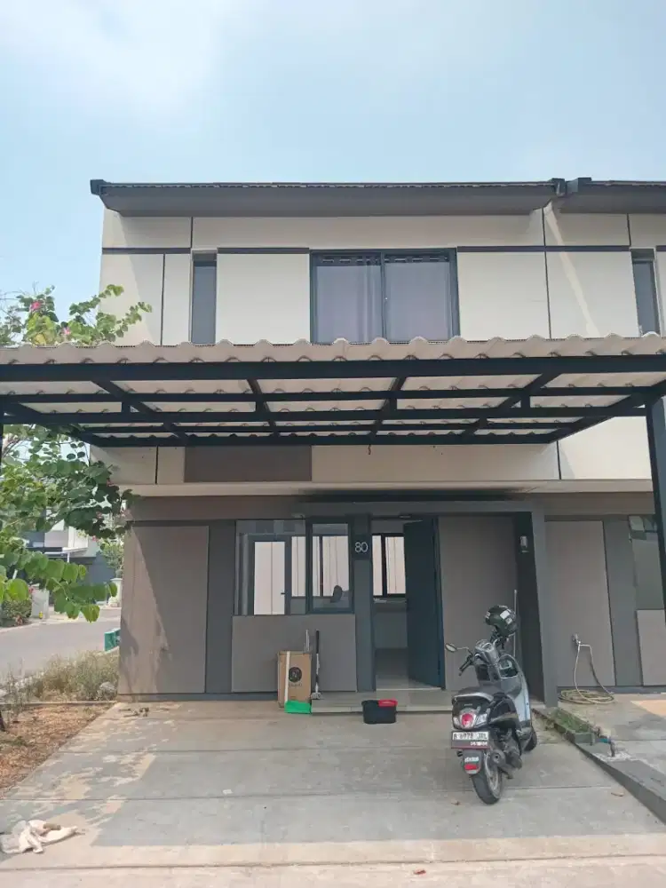 Di sewakan rumah park serpong cluster cityzen park semi furnish