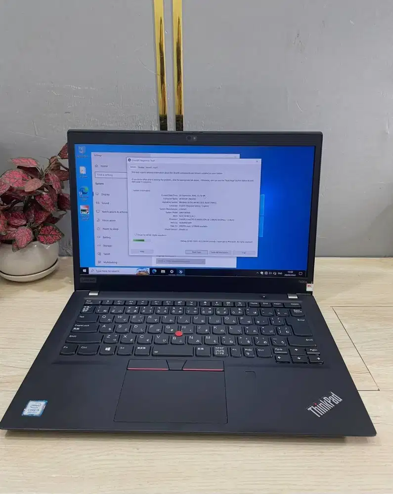 LAPTOP LENOVO T490s  i5 GEN8 16/256 LAYAR 14 INCH *ET