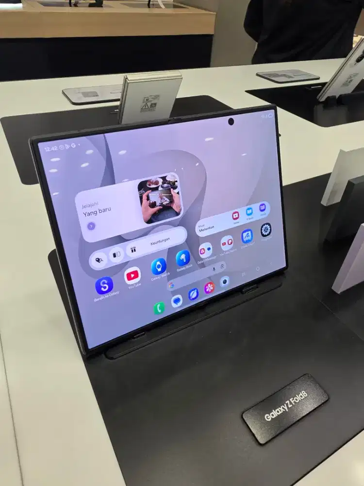 Samsung Zfold 8 free voucher 2.6 juta