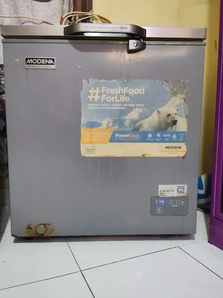 Kulkas Sharp 1 pindu dan frizer Modena 200 liter
