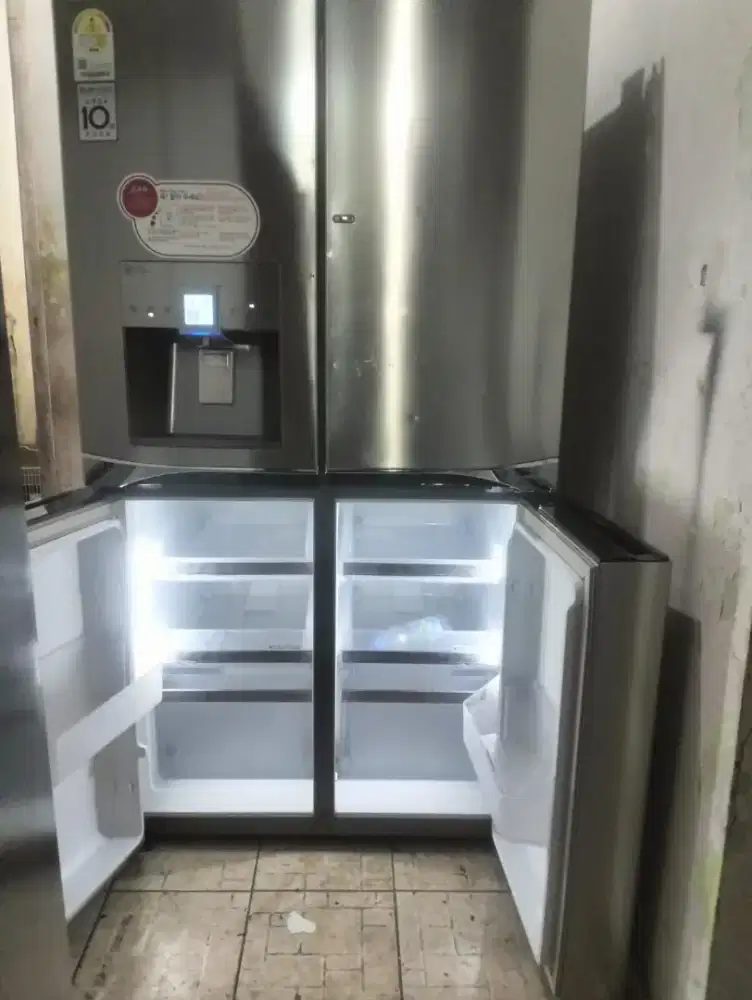 KULKAS 4PINTU ( LG )