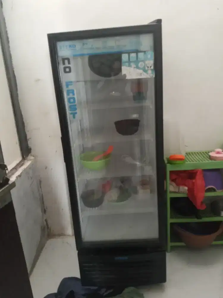 Di jual barang bekas pemakaian 2minggu 2juta nego bensin
