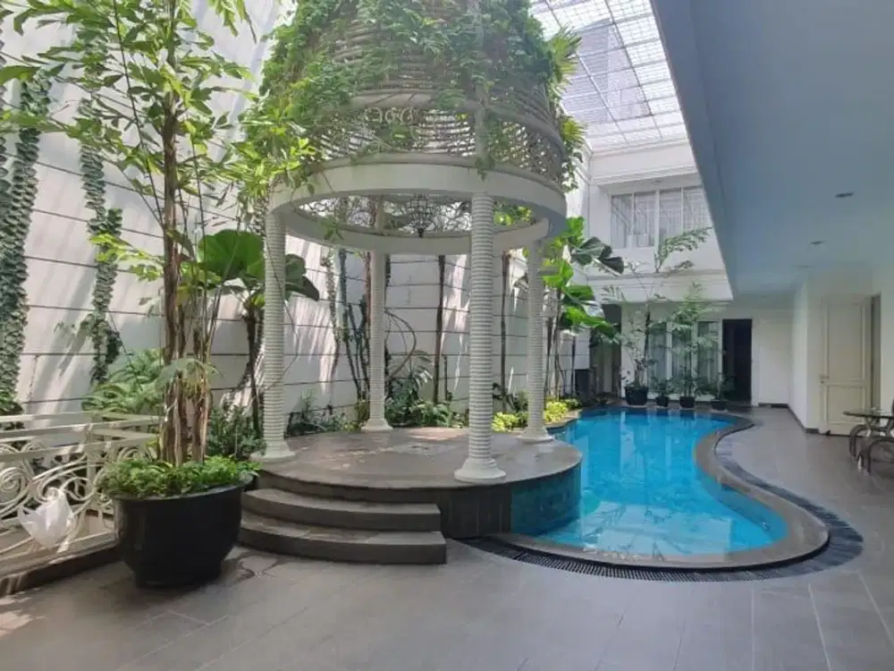 DIJUAL RUMAH DI KEBON KACANG JAKARTA PUSAT