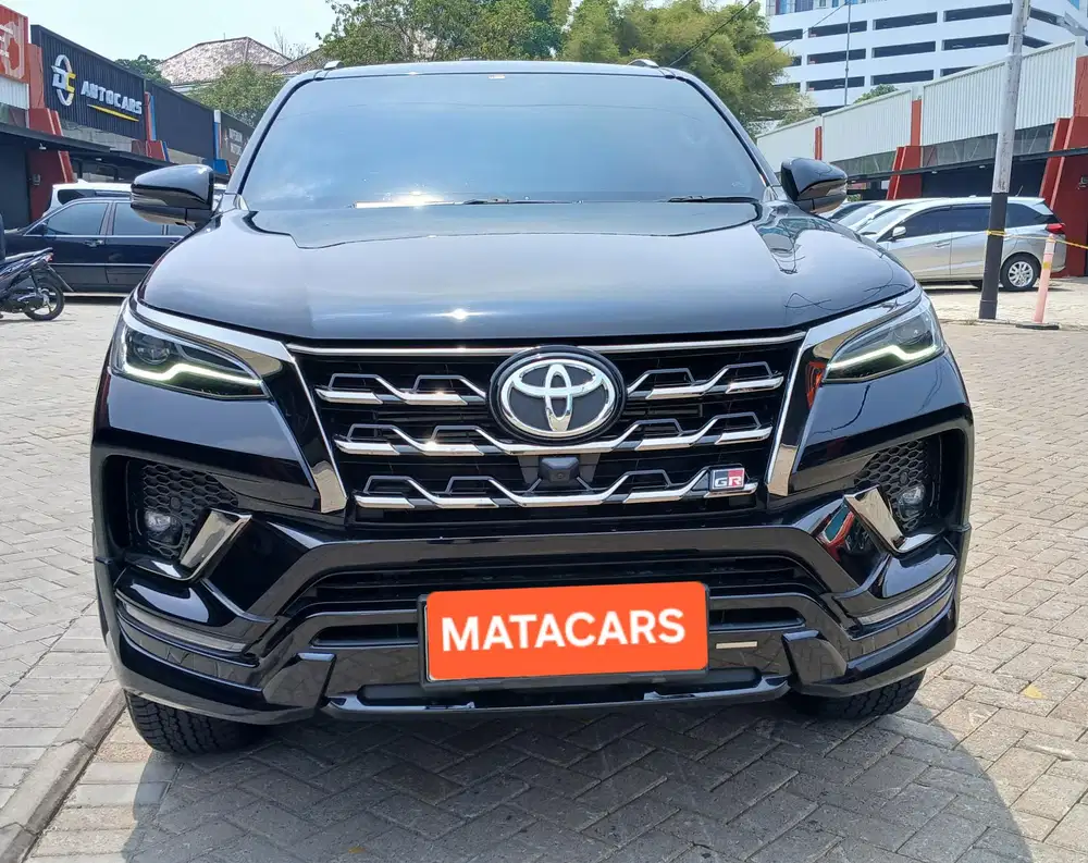 FORTUNER VRZ 2.8 GR 4X2 DIESEL MATIC TAHUN 2024