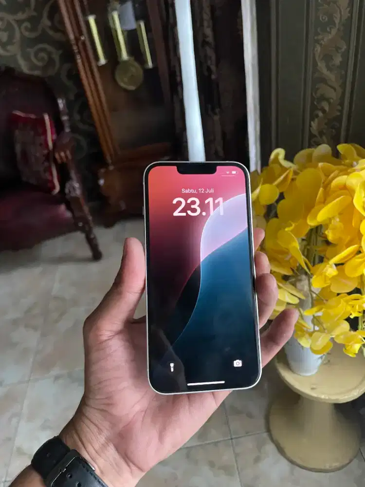 Iphone 13 Starlight 128 gb Beacukai
