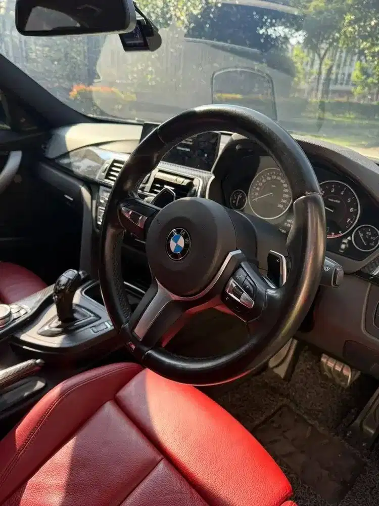 bmw 330i (2016)