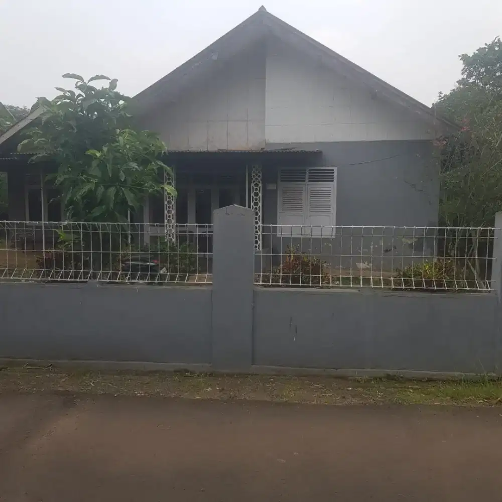 Dijual Rumah SHM  dgn Open Space di Kota Subang