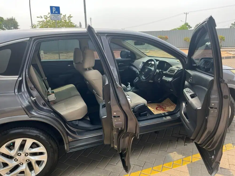 Honda CRV 2.0 A/T 2016