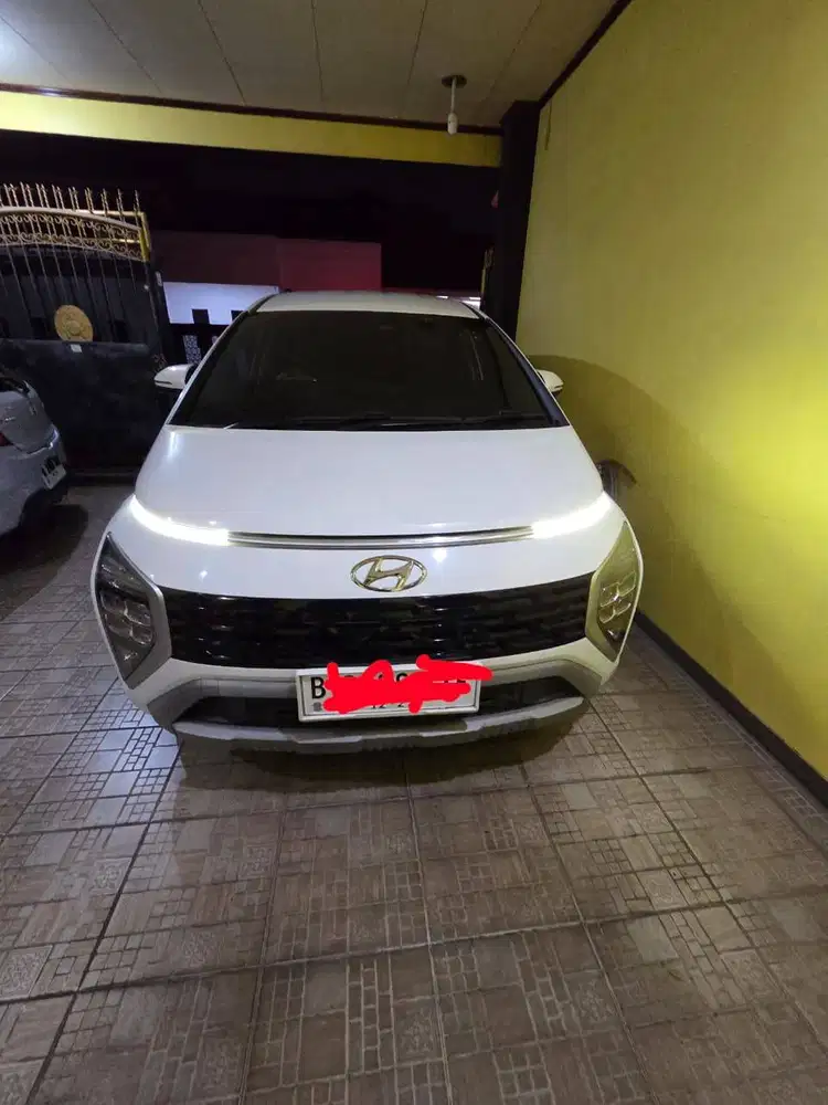 DIJUAL HYUNDAI STARGAZER PRIME 1.5 IVT AT CAPTAIN SEAT 2022