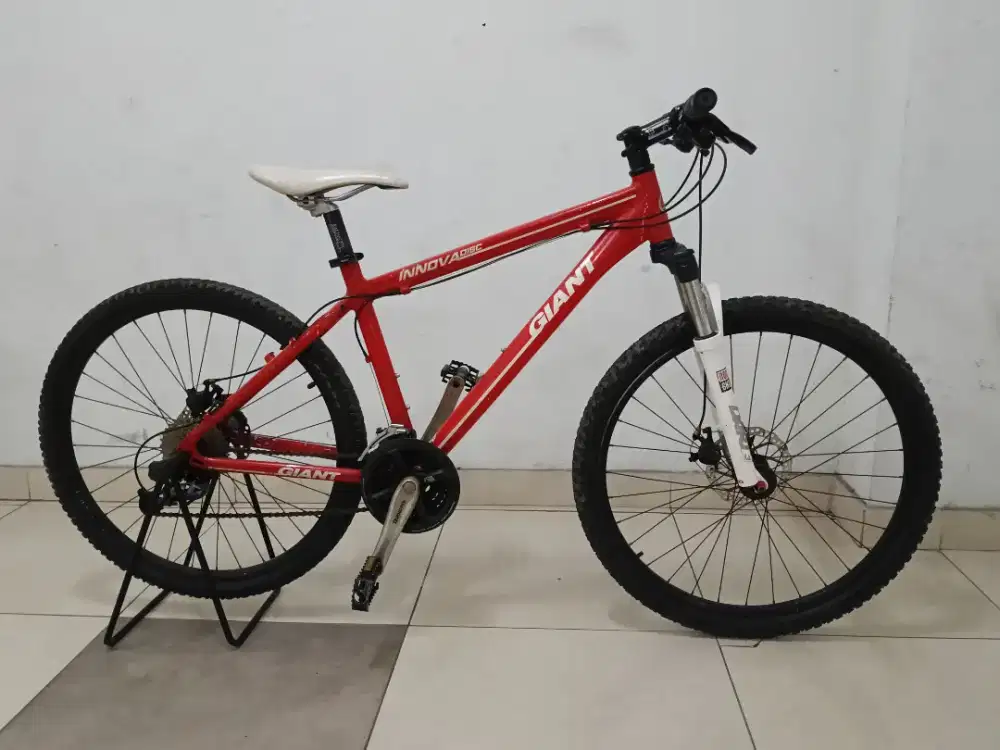 Sepeda gunung mtb Giant 26