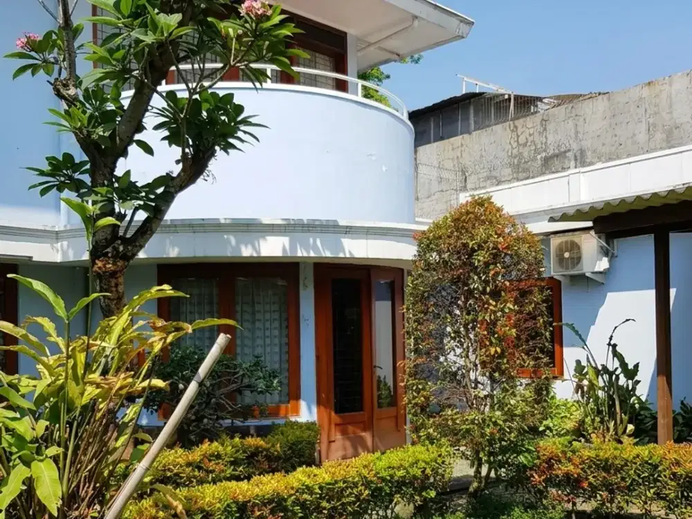 Dijual Rumah Asri Area Cibolong Bandung. Jawa Barat