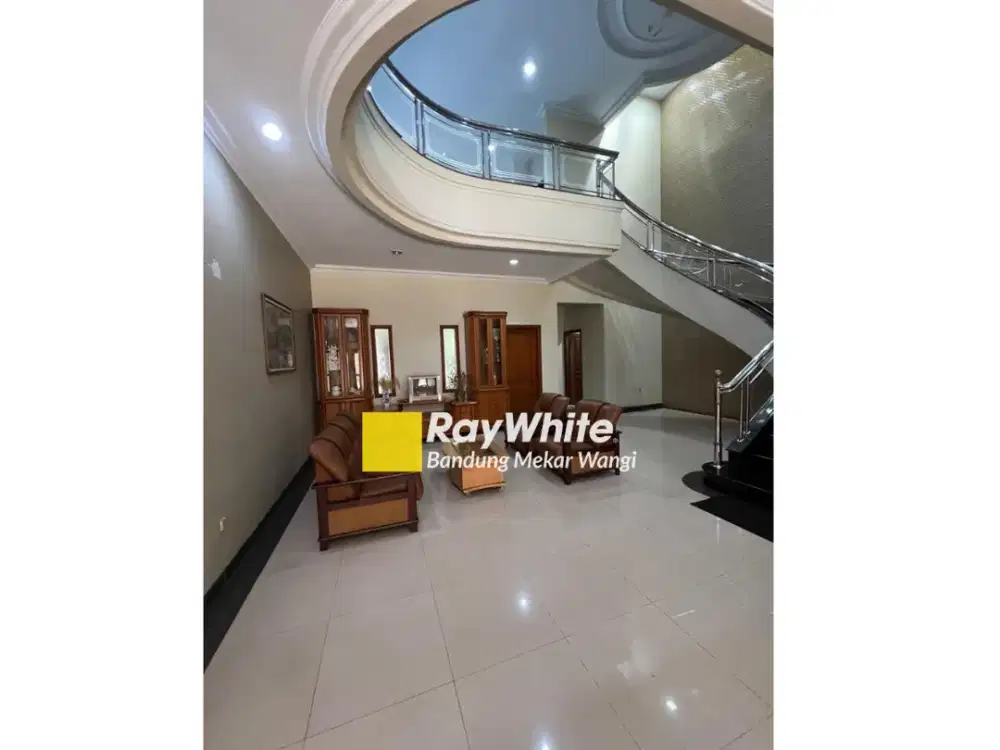 DIJUAL RUMAH LUX MINIMALIS SIAP HUNI BATUNUNGGAL INDAH, BANDUNG