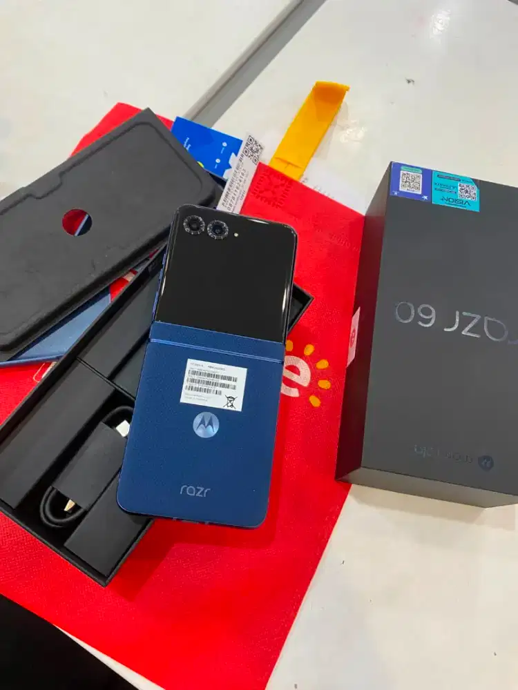 Motorola razr 60
