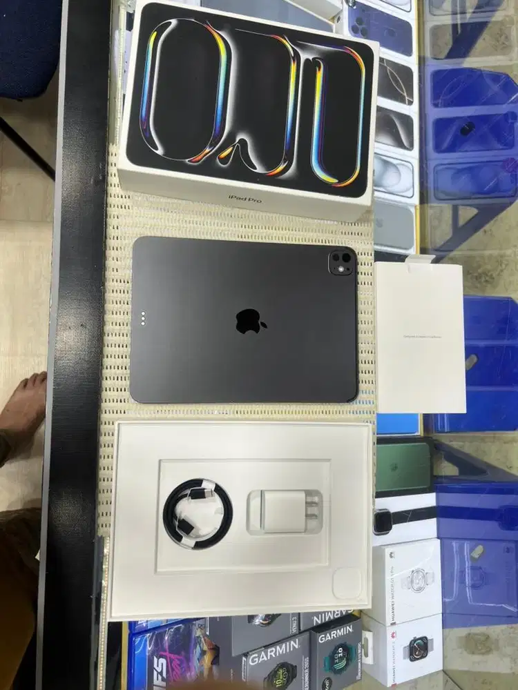 Ipad Pro M5 256GB 11inch Wifi Inter Garansi On-September 2027 Mullus